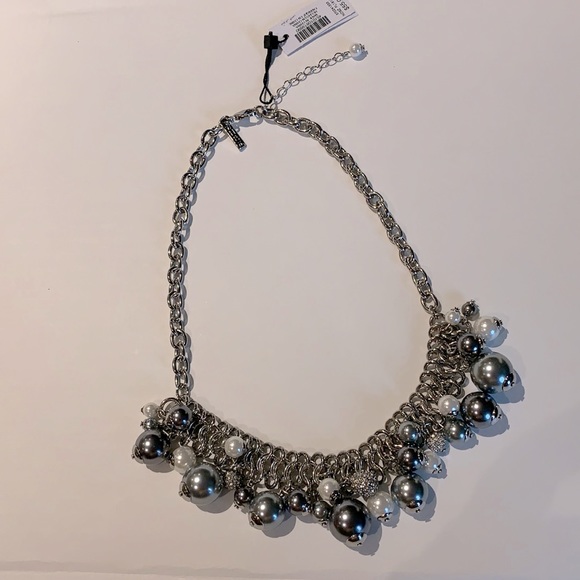 NWT Statement Glass Pearl Necklace - Picture 2 of 5